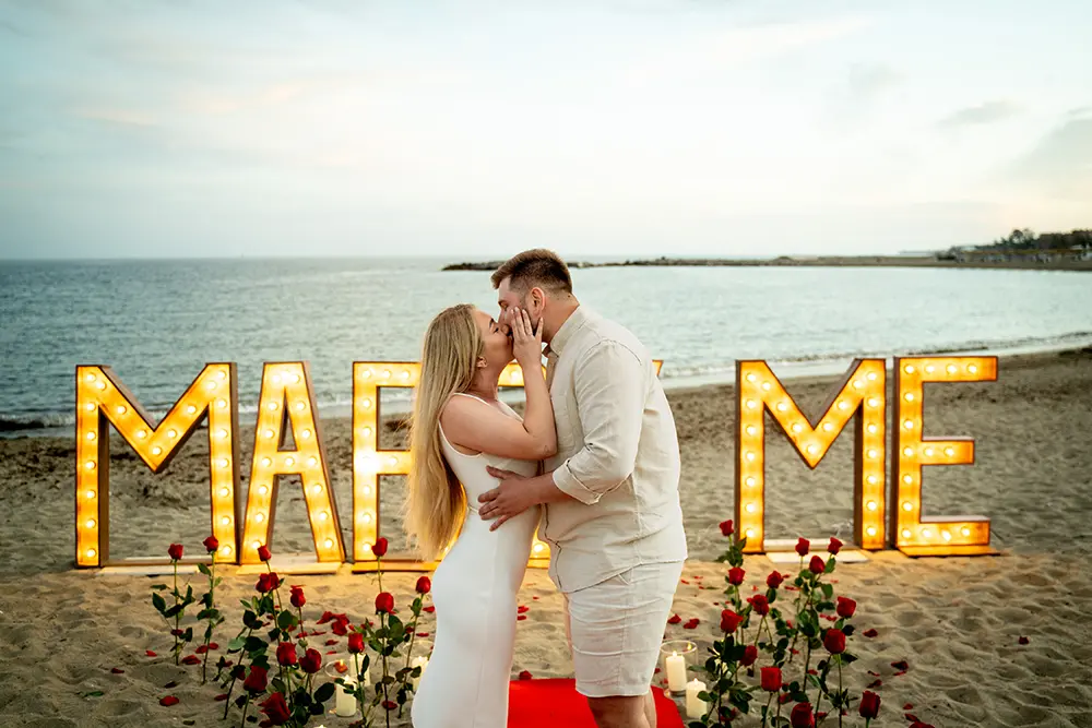 Secret engagement on Malaga beach